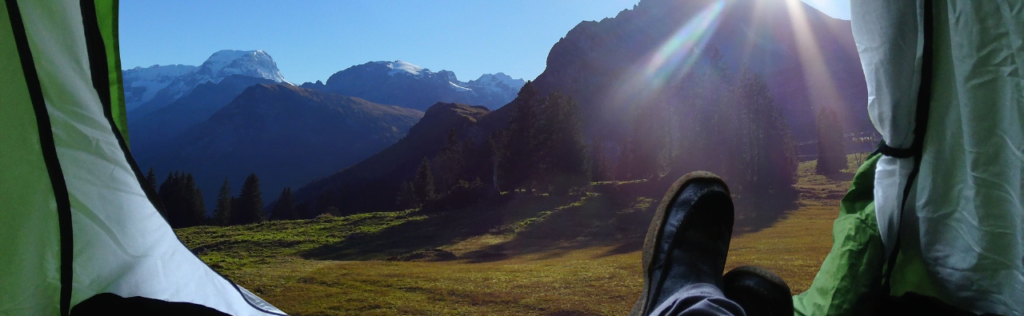 Essential Camping Gear: 10 Must-Have Items for Your Outdoor Adventure